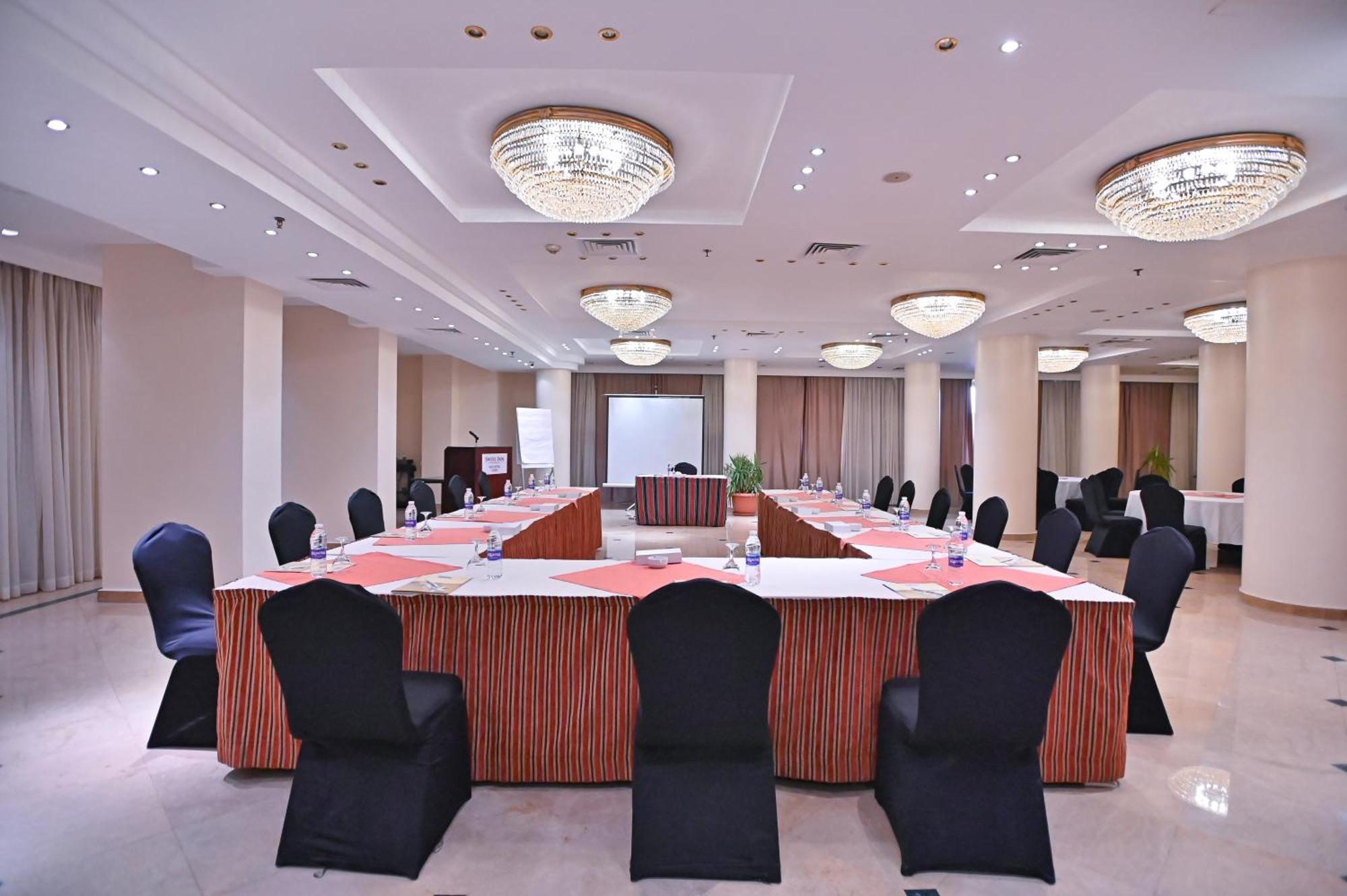 Swiss Inn Nile Hotel Giza Dış mekan fotoğraf