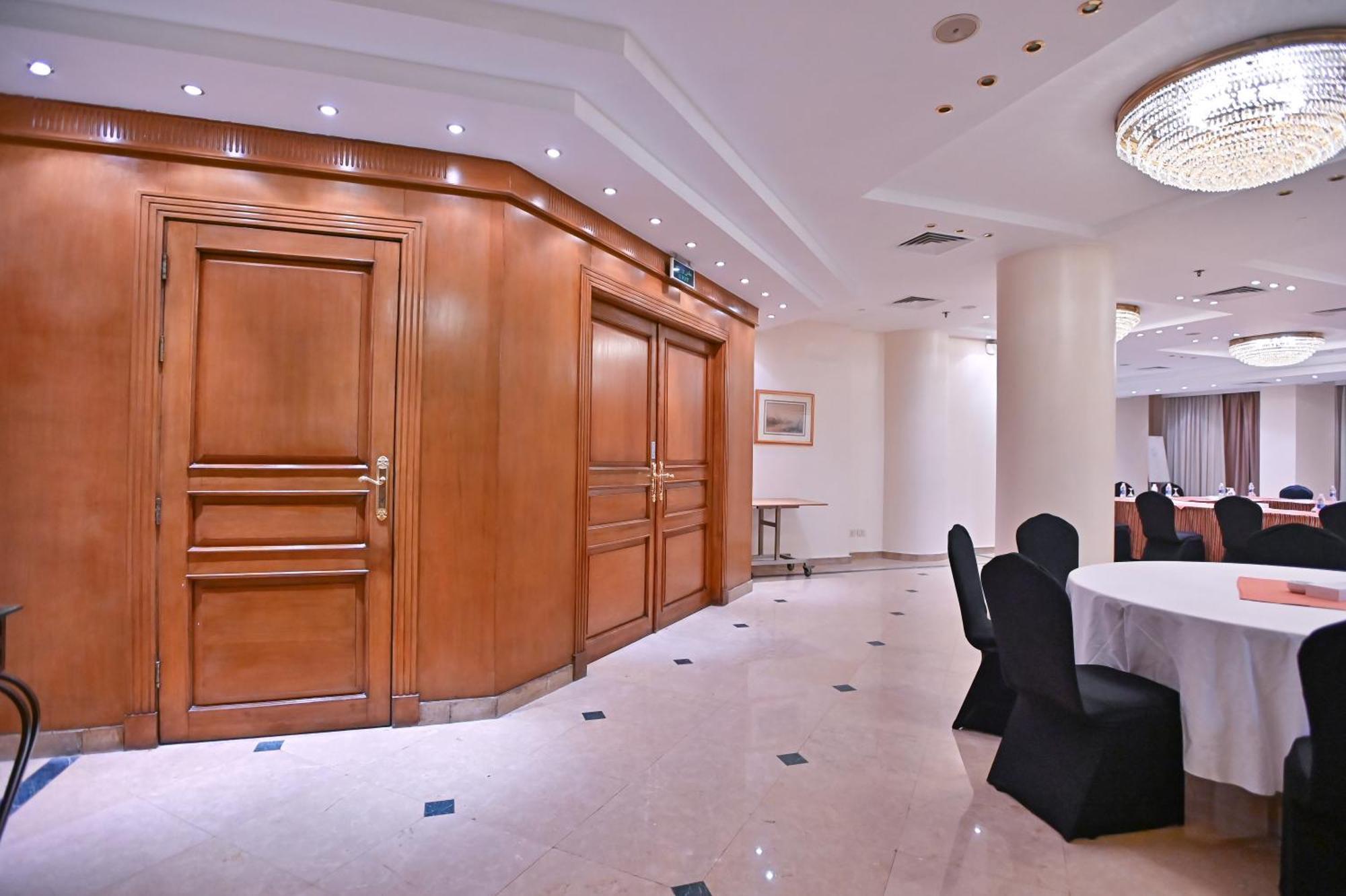 Swiss Inn Nile Hotel Giza Dış mekan fotoğraf