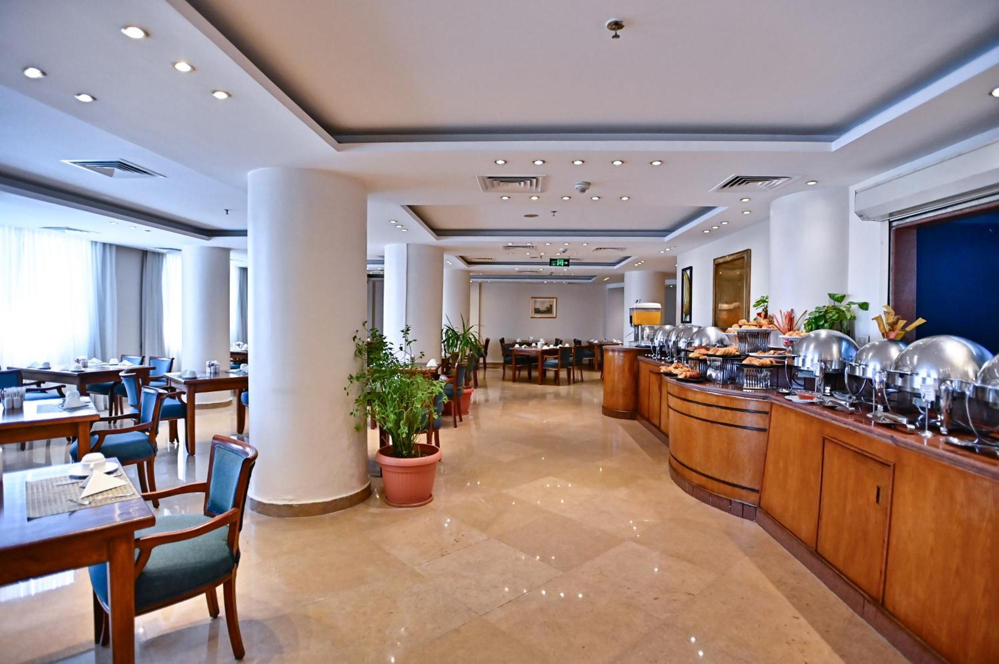 Swiss Inn Nile Hotel Giza Dış mekan fotoğraf