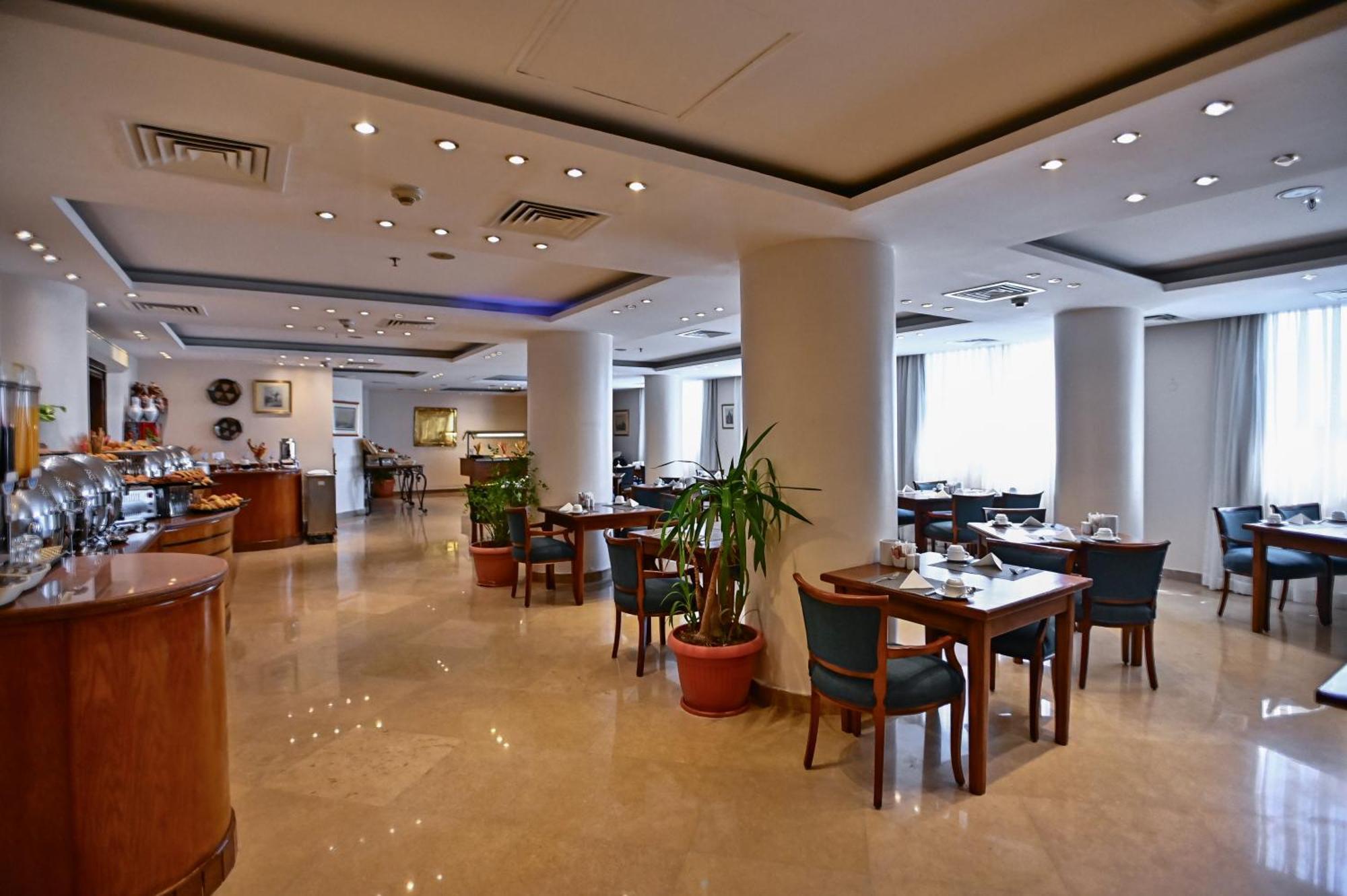 Swiss Inn Nile Hotel Giza Dış mekan fotoğraf