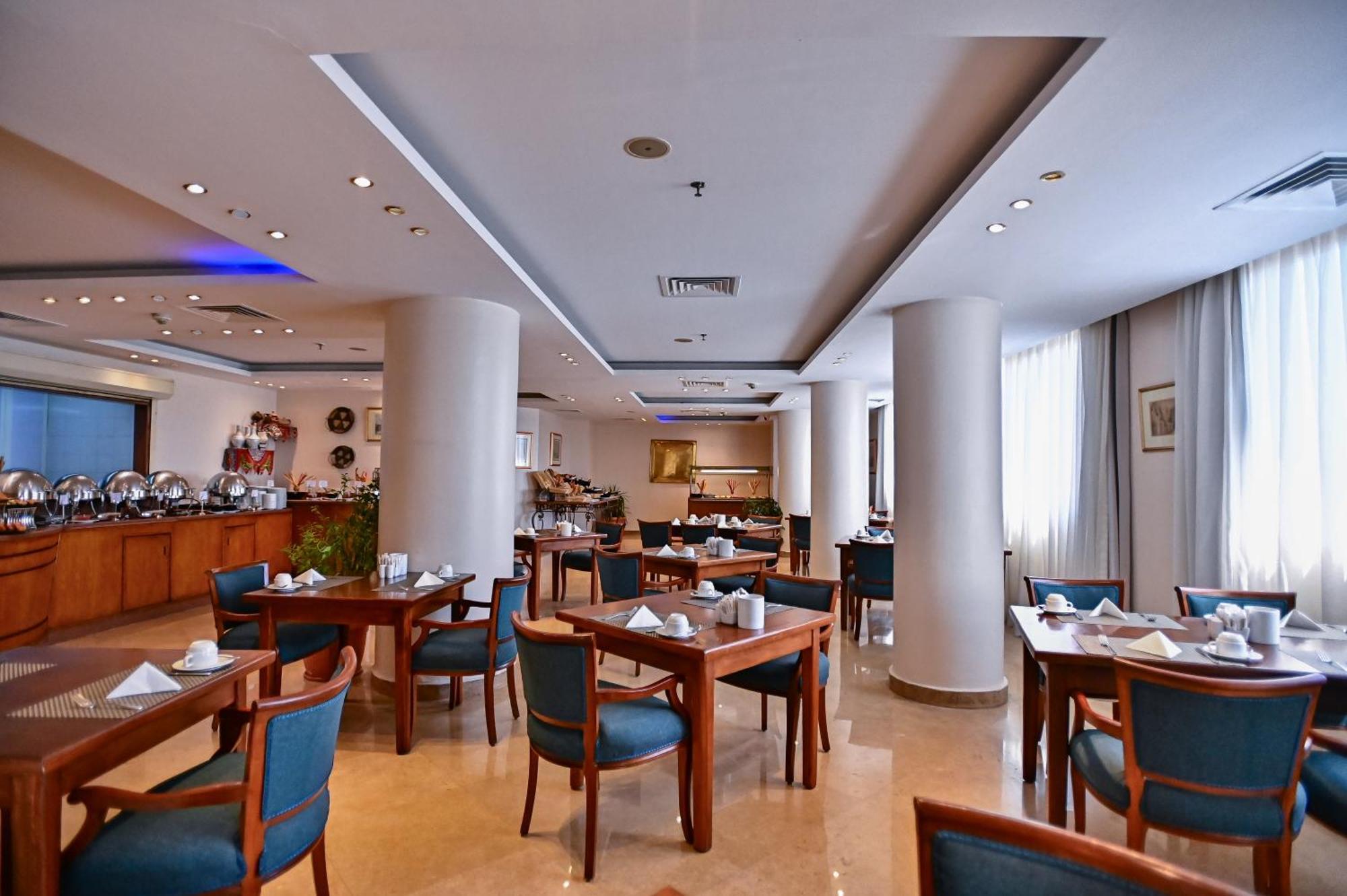 Swiss Inn Nile Hotel Giza Dış mekan fotoğraf